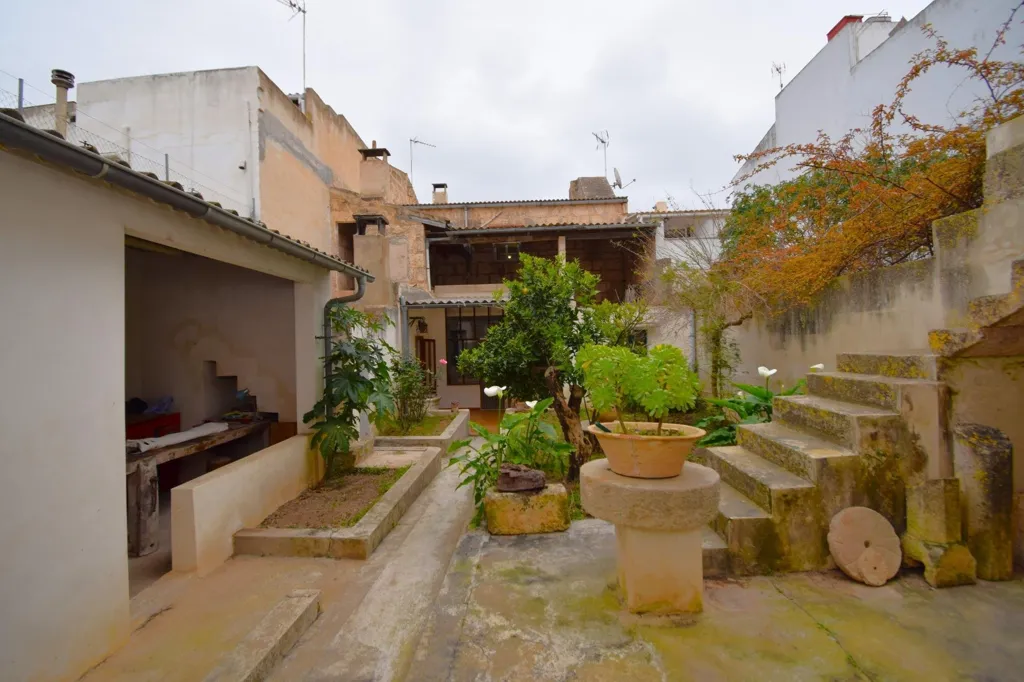 Aed - Charming Townhouse with Garage in Muro