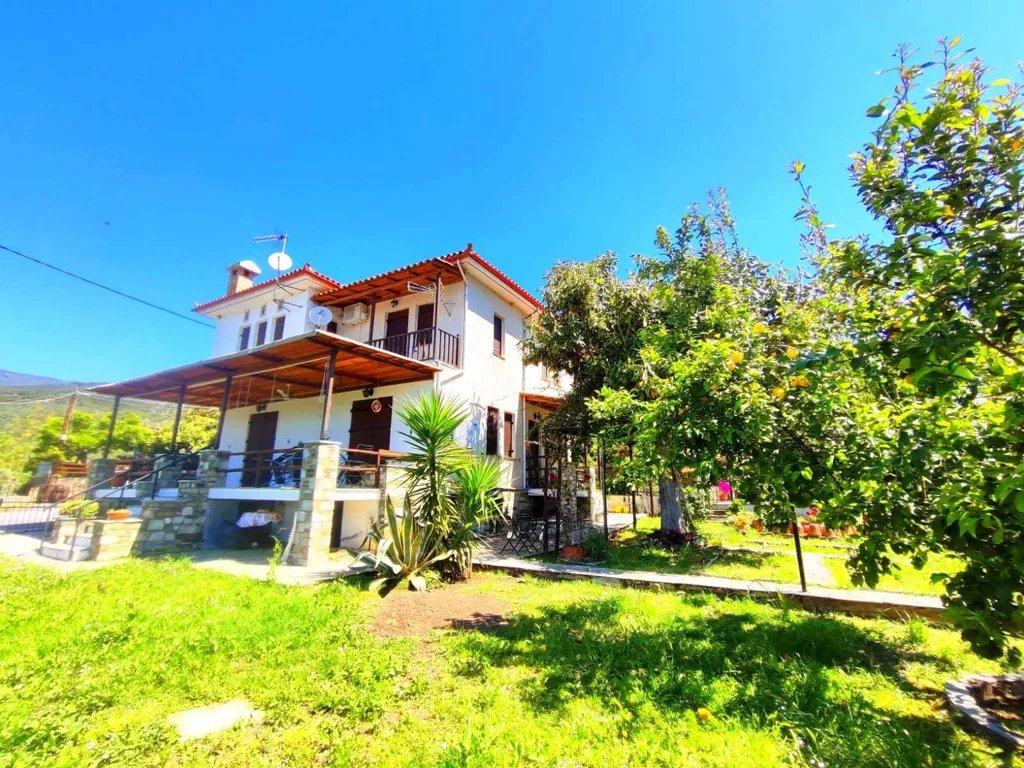 Esterno - Detached House with Sea View in Cyprus