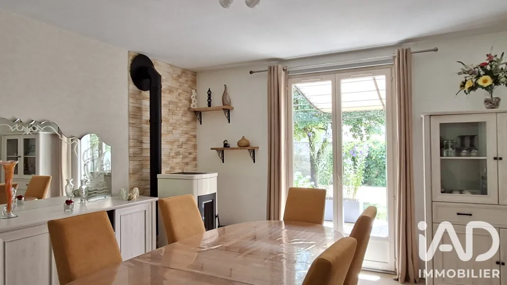 Sala da pranzo - Detached House with Garden in Sarras