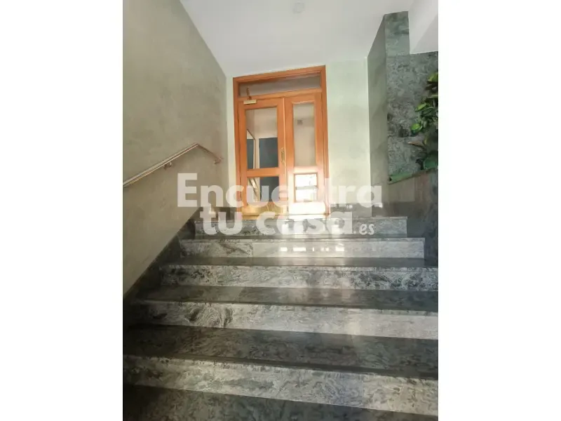 Pièces - Apartment with Balcony in Miranda