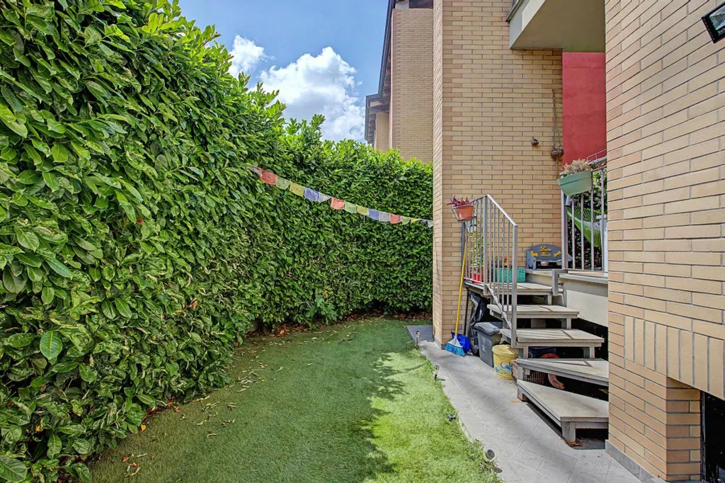 Giardino - Three-bedroom Apartment with Terrace in Parma