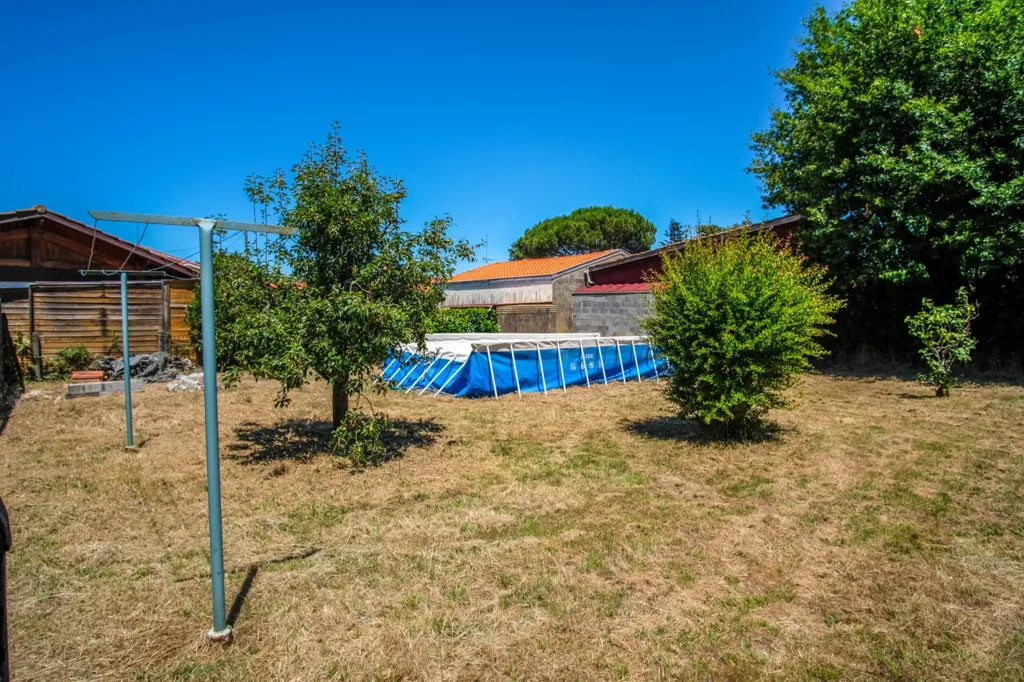 Aed - Three-Bedroom House with Garden in La Teste-de-Buch