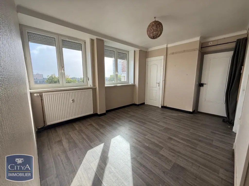 Pièces - Appartement T2 avec Garage à Arras