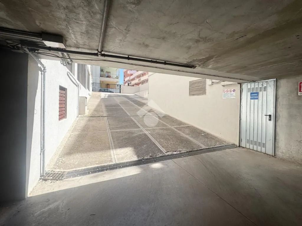 Garage - Parking Box in Alghero, Via Paoli