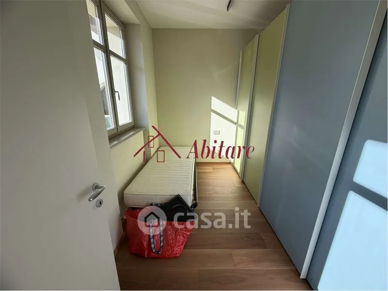 Pièces - Modernised 3-Bed Flat with Terrace in Alba