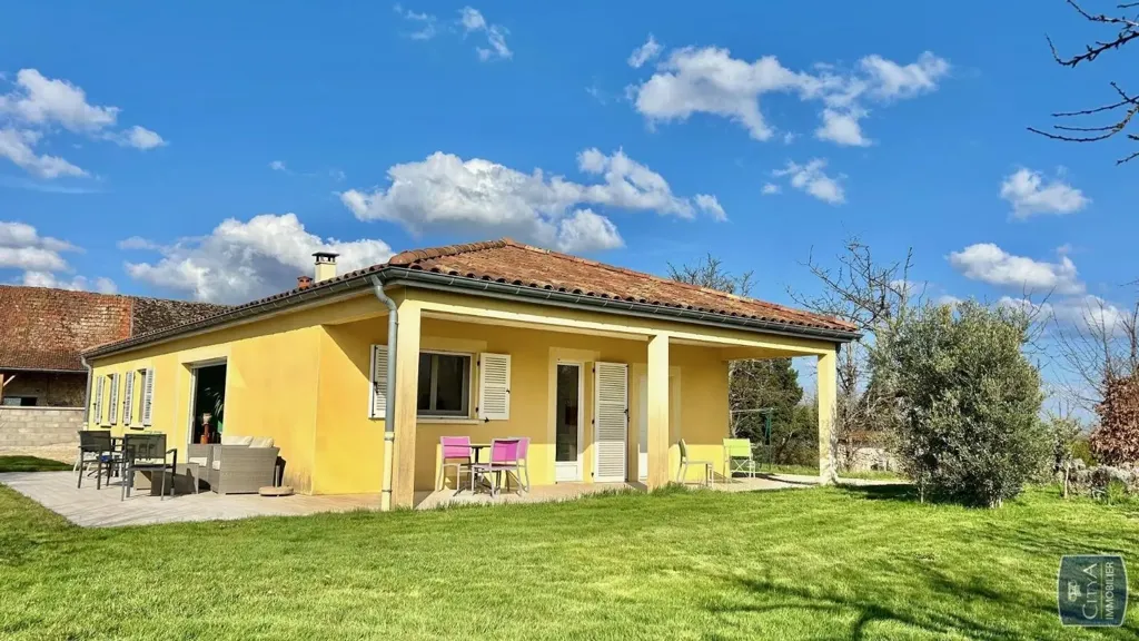 Jardin - Villa Indépendante avec Terrasses à Cuisery