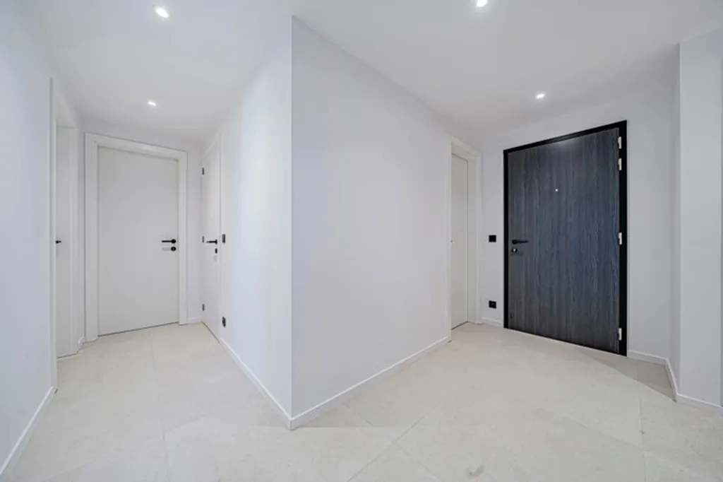 Esik - Newly Built Apartment with Terrace in Heusy