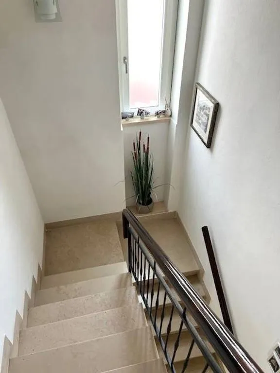 Toad - Luxury Villa with Private Garden in Camaiore
