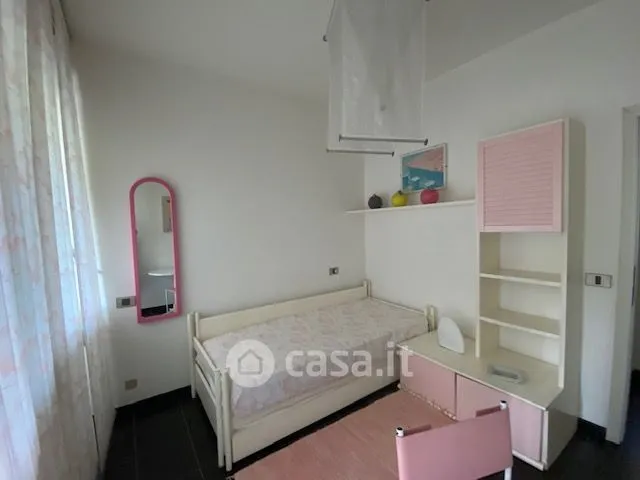 Camere da letto - Appartamento con balcone e giardino privato a Riccione