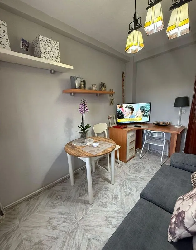 Elutuba - Apartment with Terrace in Reyes