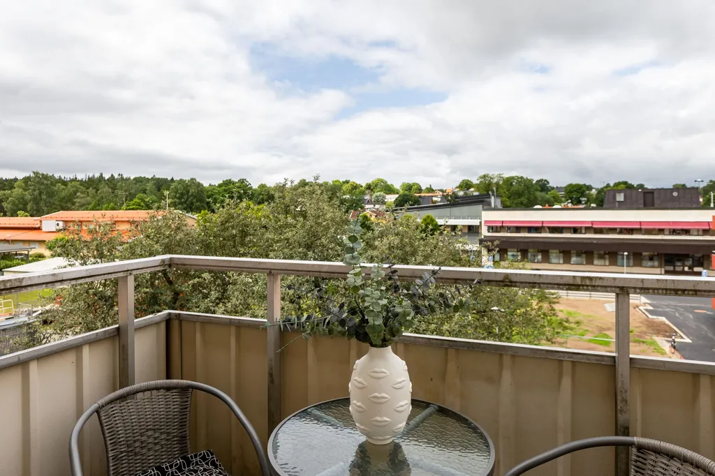 Balcone - Apartment with Balcony in Skillingaryd