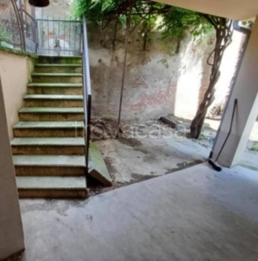 Pièces - Auctioned Apartment with Terrace in Caselette