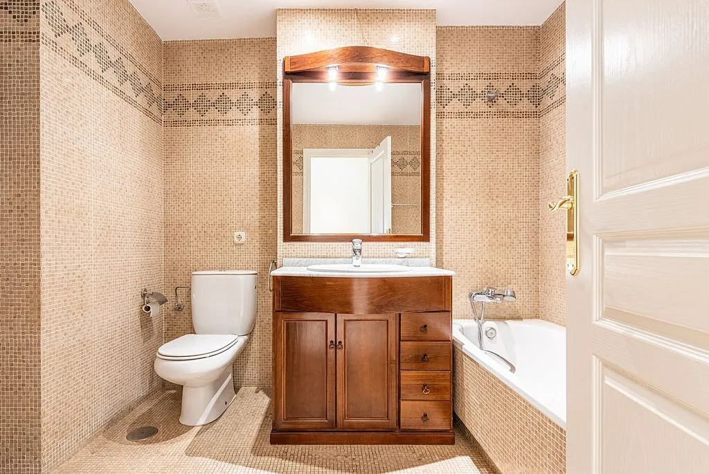 Salles de bain - Apartment with Sea Views on Estepona Promenade