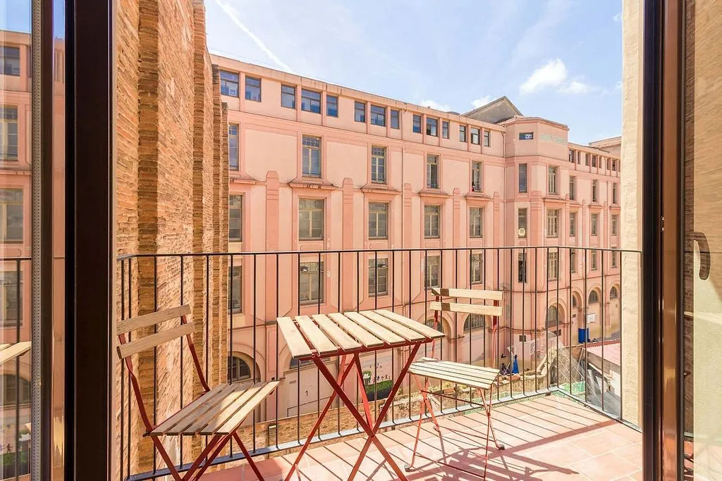 Balcone - Furnished Flat with Balcony in El Raval