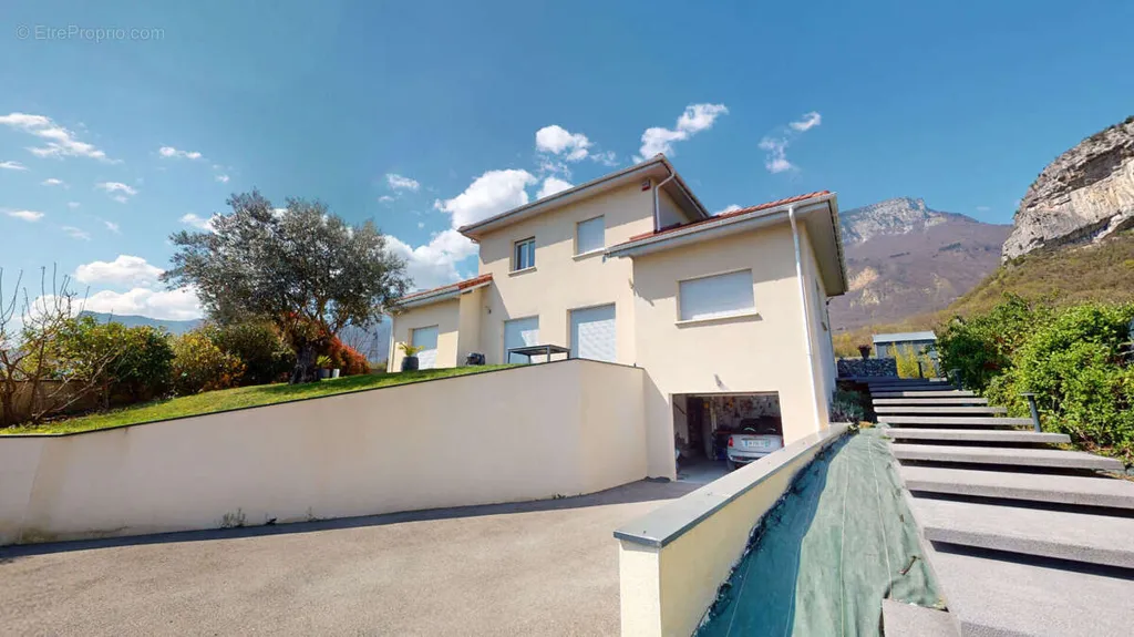 Välivaade - Modern House with Panoramic View in Claix
