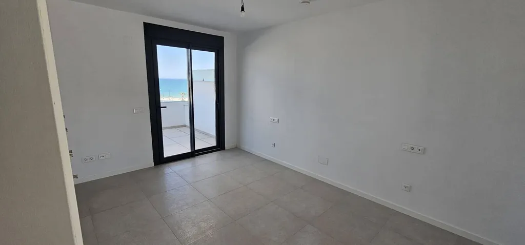 Stanze - Beachfront Apartment with Sea Views in Torremolinos