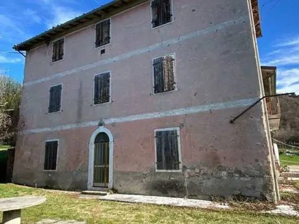 Välivaade - Historic Rustic House with Lake View in Bardolino