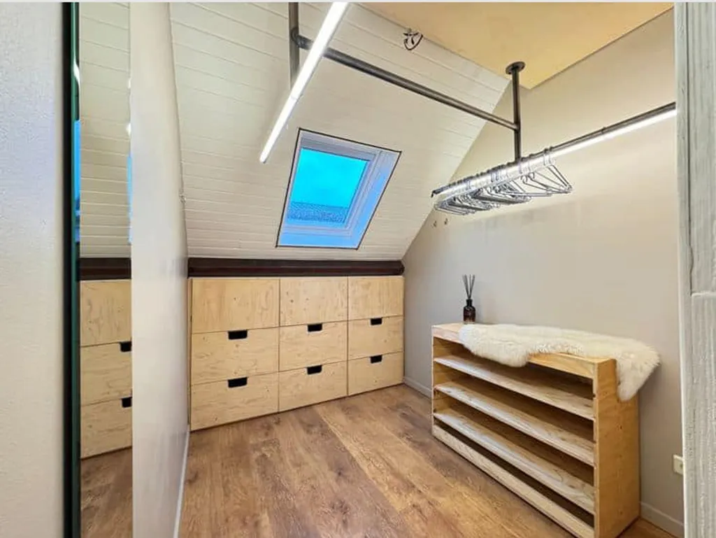 Toad - Duplex Apartment with Garden Potential in Herzele