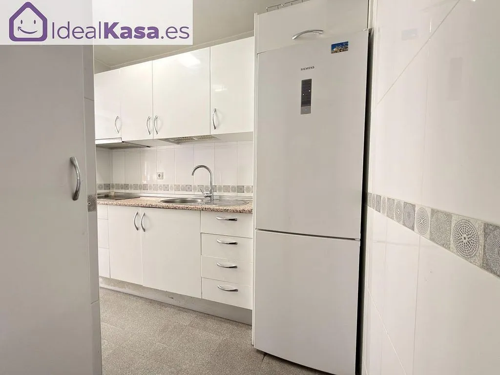 Köök - 3-Bedroom Flat with Terrace in Los Pájaros