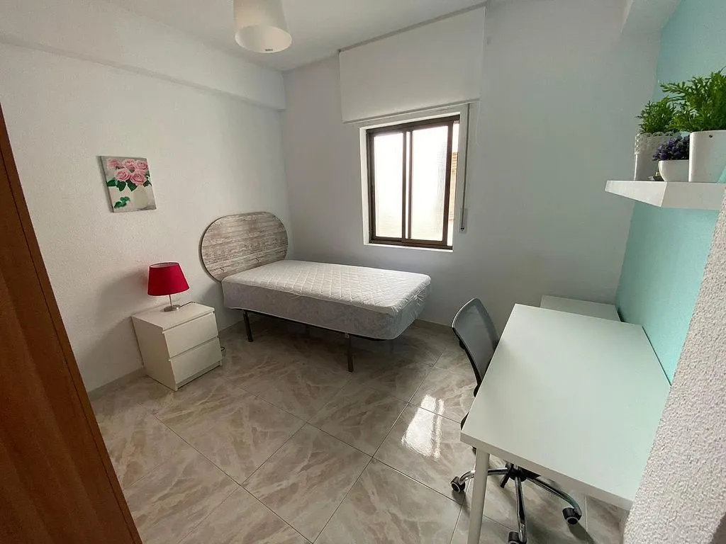Magamistoad - Student Flat with Ascensor in Pajaritos
