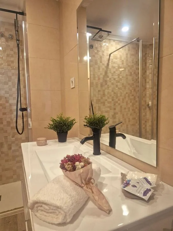 Salles de bain - Loft with Jacuzzi in Algeciras Old Town