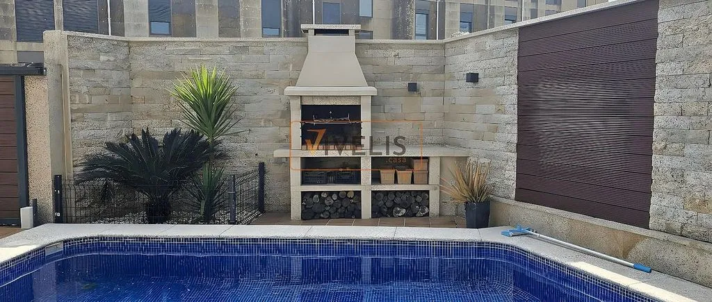Bassein - Semi-detached House with Pool in Tui