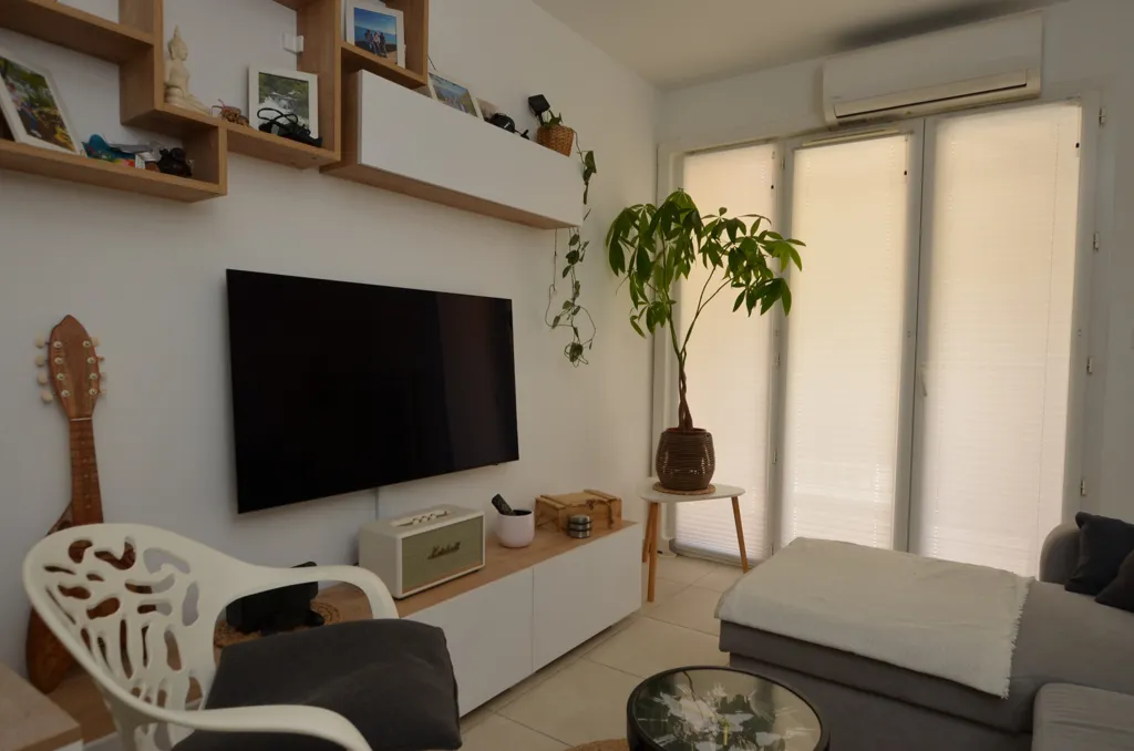 Séjour - Appartement T2 avec Terrasse à Vauvert