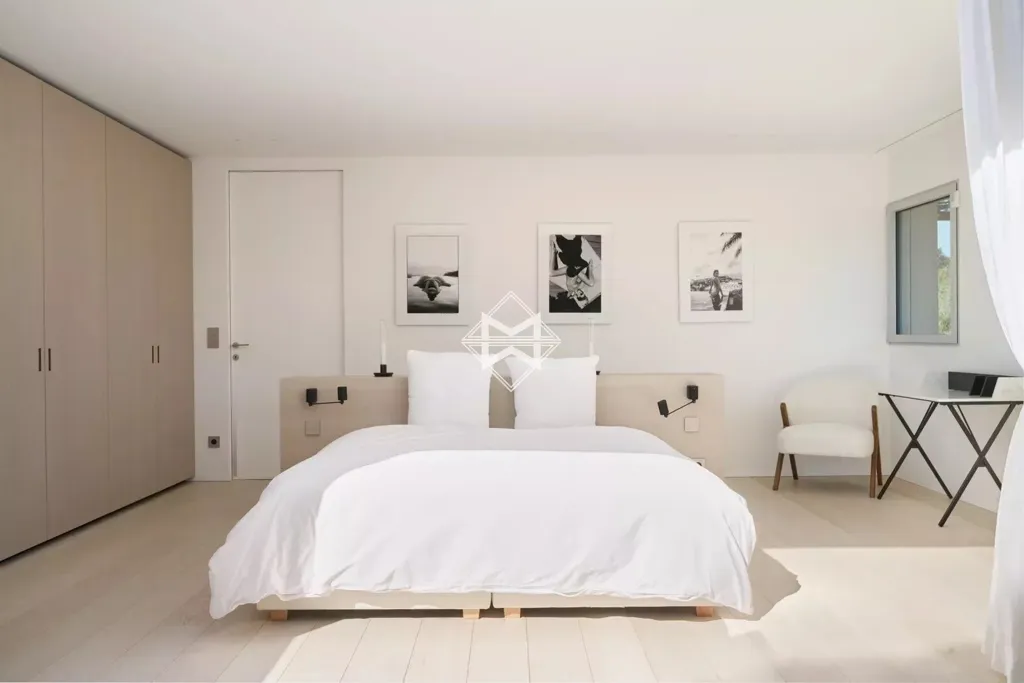 Chambres - Villa Luxueuse avec Piscine à Saint-Tropez