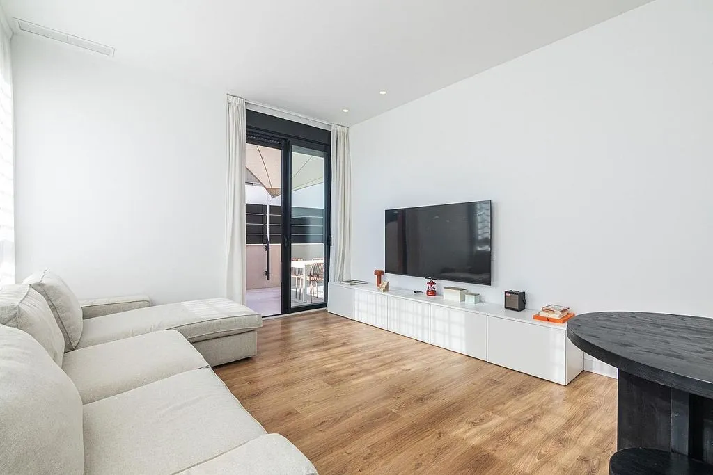 Living Room - Semi-New Flat with Pool in El Travaló, Elche