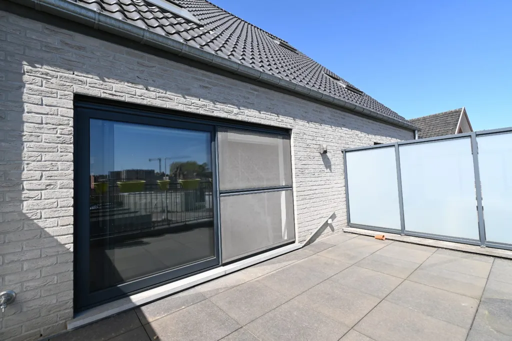 Terrass - Duplex Apartment with Terrace in Bilzen