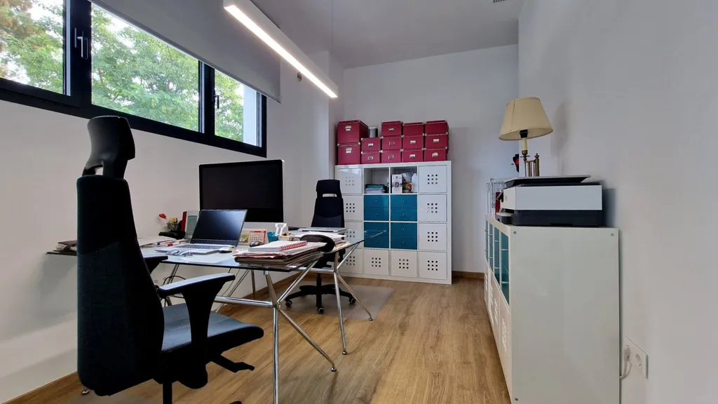 Kabinet - Modern Villa with Terrace in Valencina de la Concepción