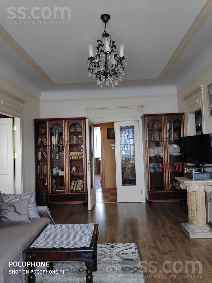 Séjour - Three-Bedroom Apartment with Artistic Interior in Riga Centre