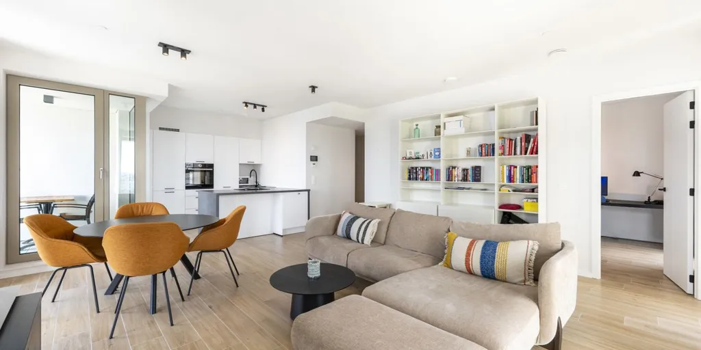 Séjour - Appartement avec Vue Panoramique sur le Eilandje à Anvers