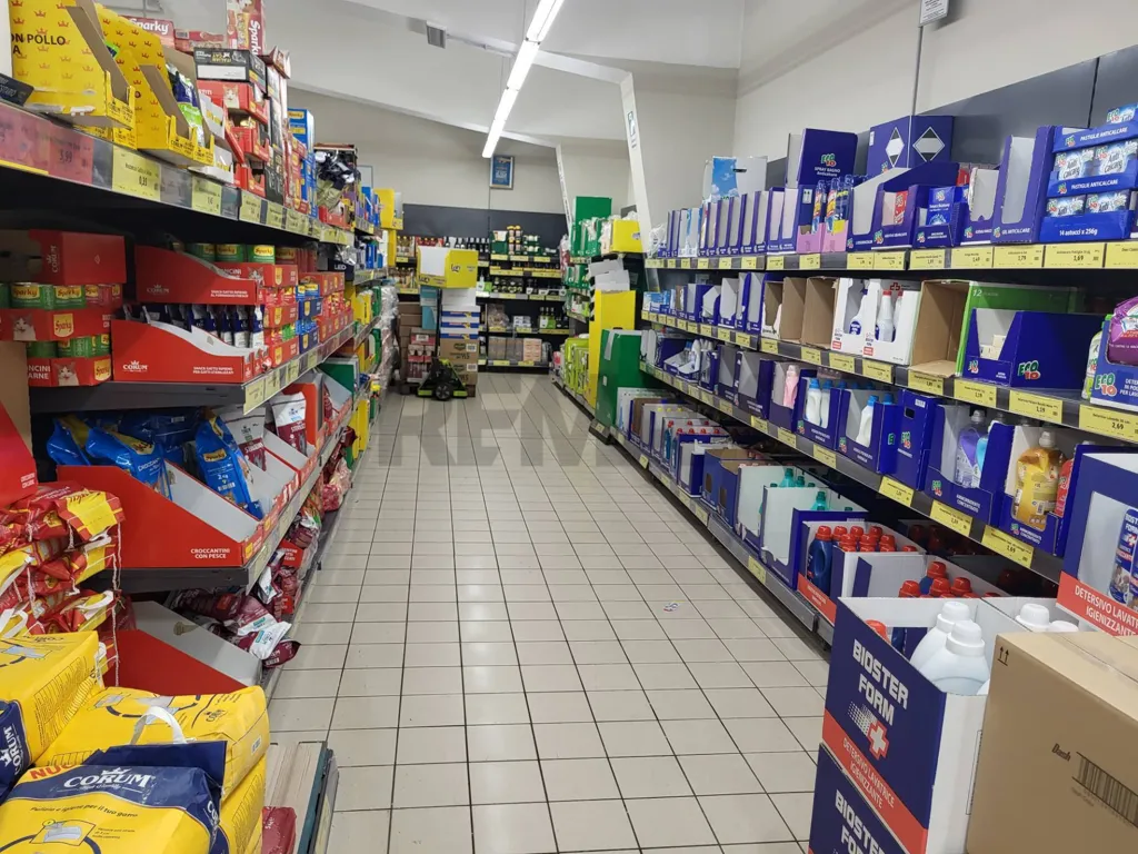 Buanderie - Commercial Space near Villa Gordiani, Rome