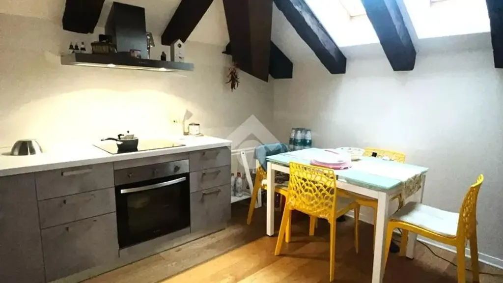 Cuisine - Mansarded Apartment in Historic Building, Turin