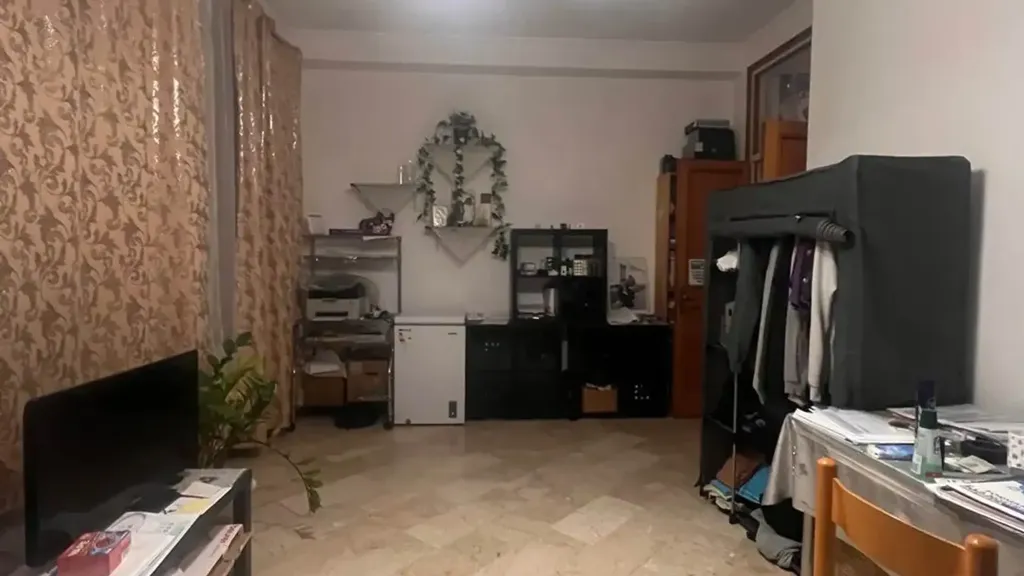 Kabinet - Two-Bedroom Apartment near Mantova Centre