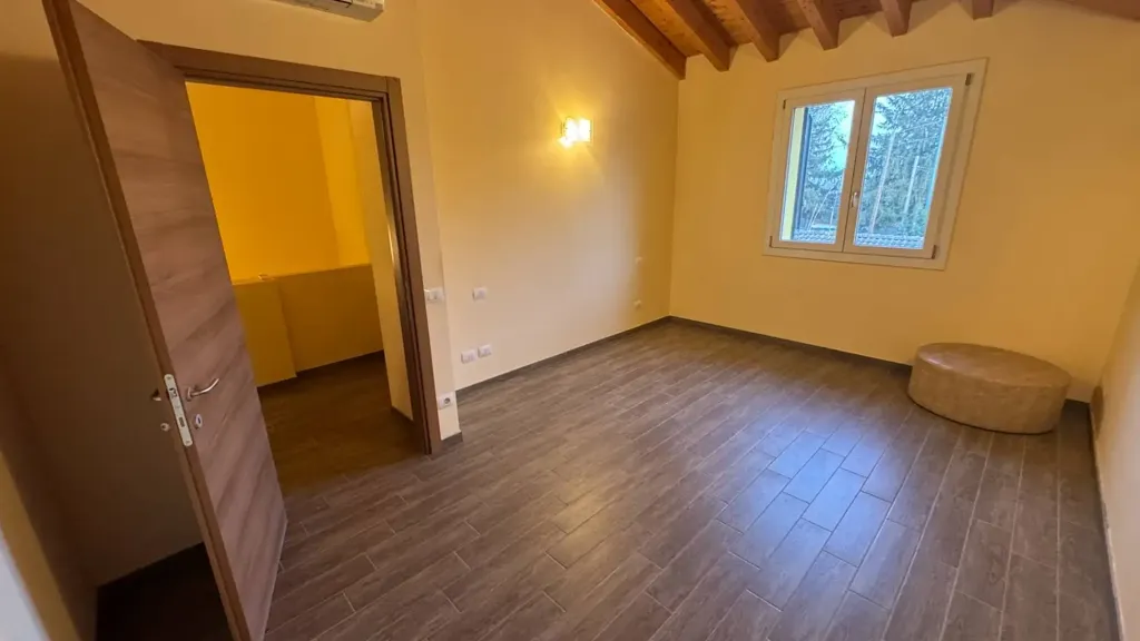 other_room