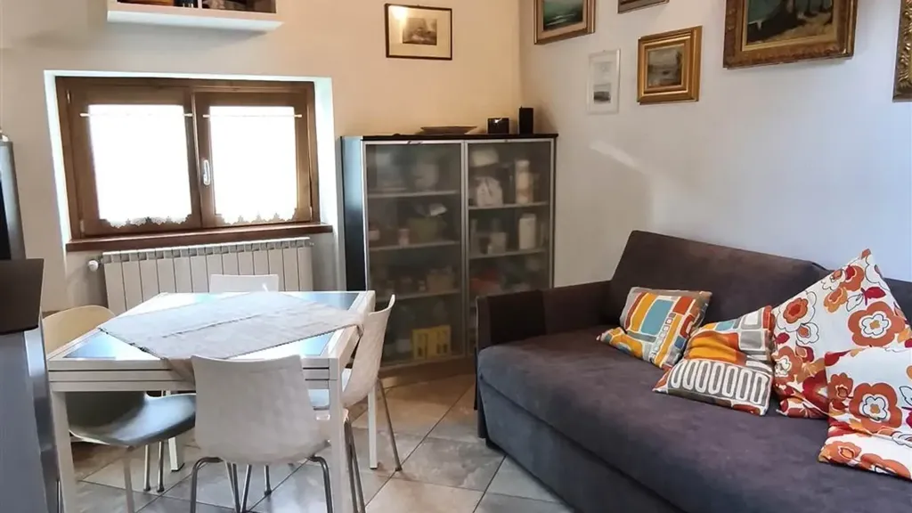 Séjour - Bilocale with Balcony in Schilpario