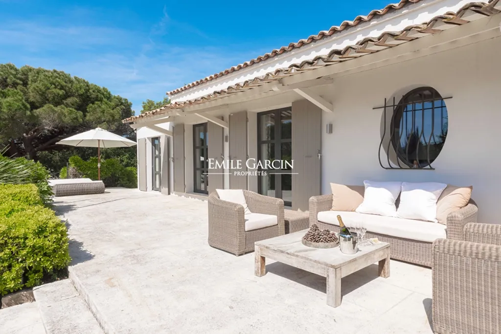 Terrasse - Villa Luxueuse avec Piscine à Ramatuelle