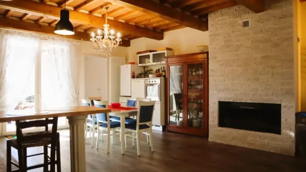 Söögituba - Rustic-Modern Apartment with Terrace in Empoli