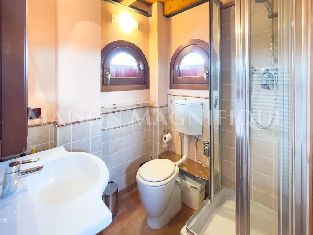 Salles de bain - Historic Tower with Panoramic Terrace in Ferrara