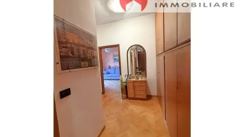 Esik - Apartment with Terraces in Scandicci