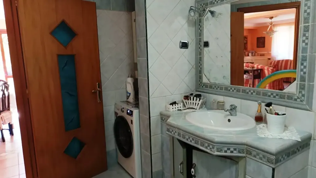 Vannitoad - Two-Level Apartment with Garden in Baronissi