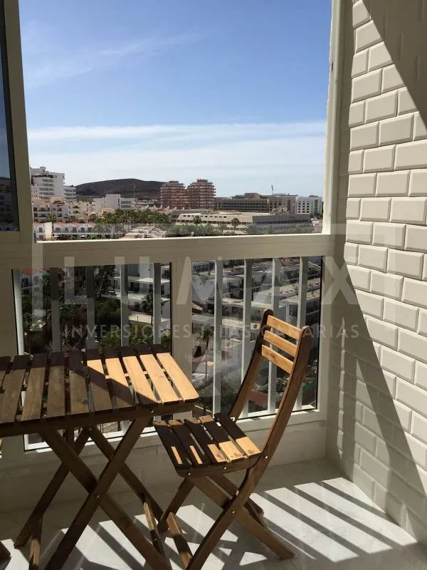 Balcony - Apartment with Pool in Playa de Las Américas