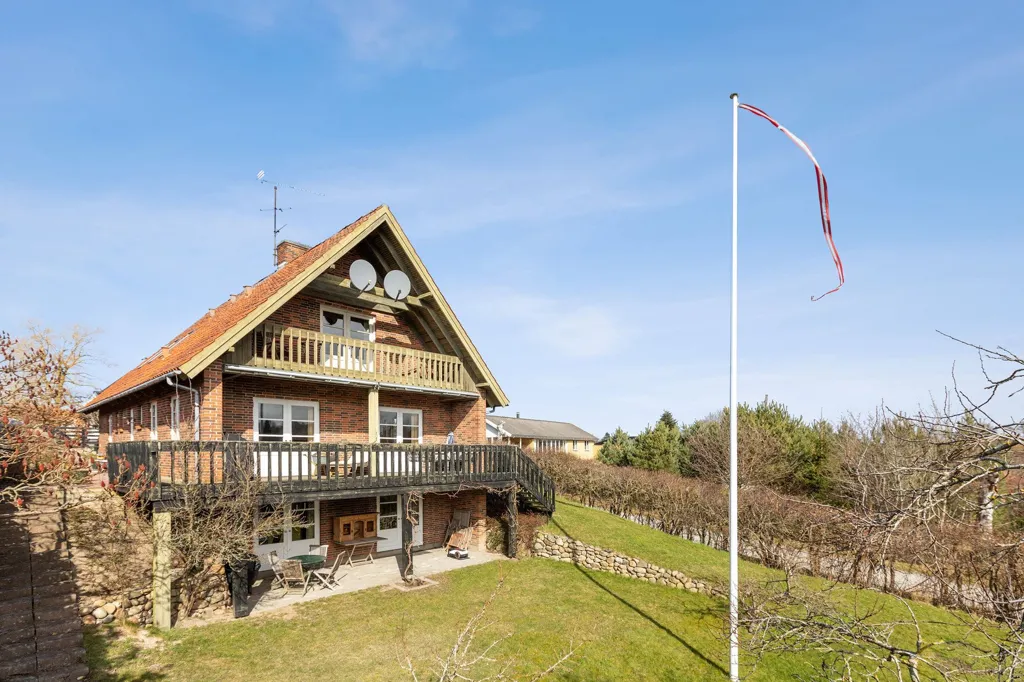 7-toaline maja asukohas Tisvildeleje