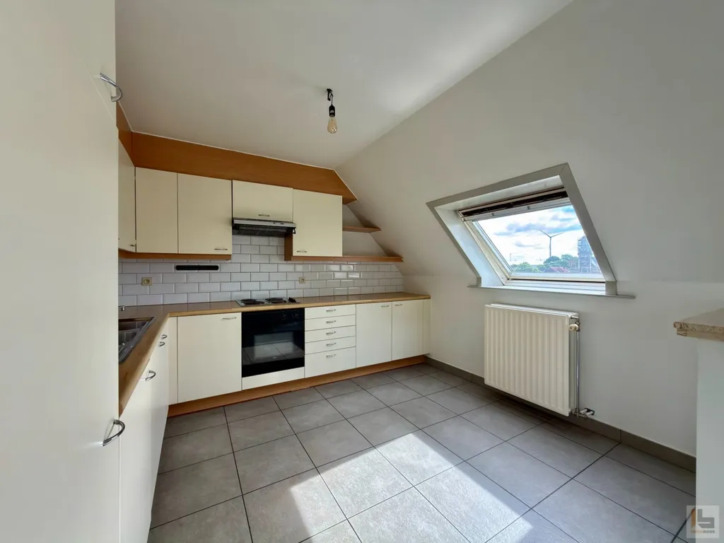Cuisine - Dakappartement avec Terrasse et Garagebox à Wondelgem