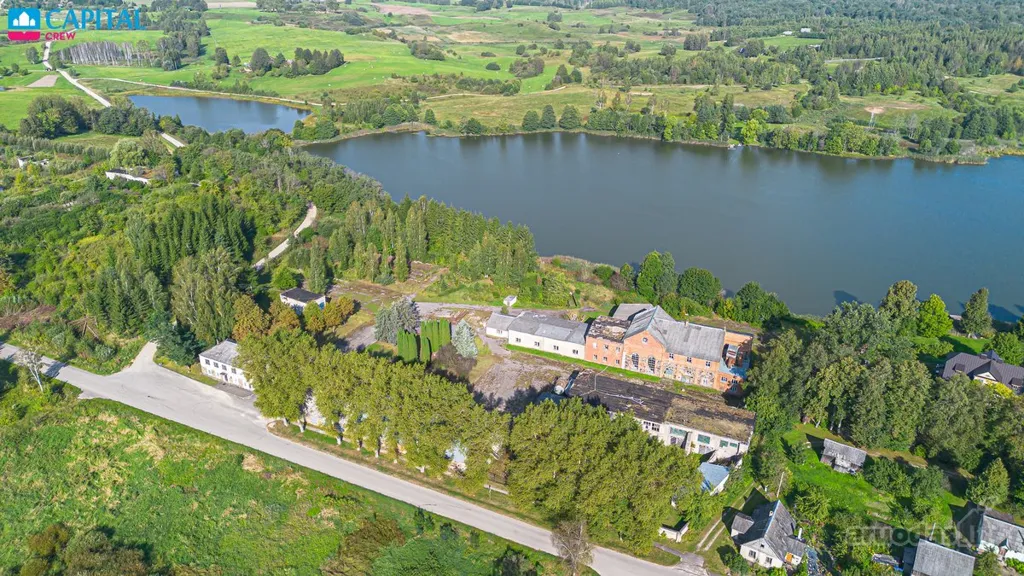 Vue aérienne - Masonry Manor by Lake in Molėtai
