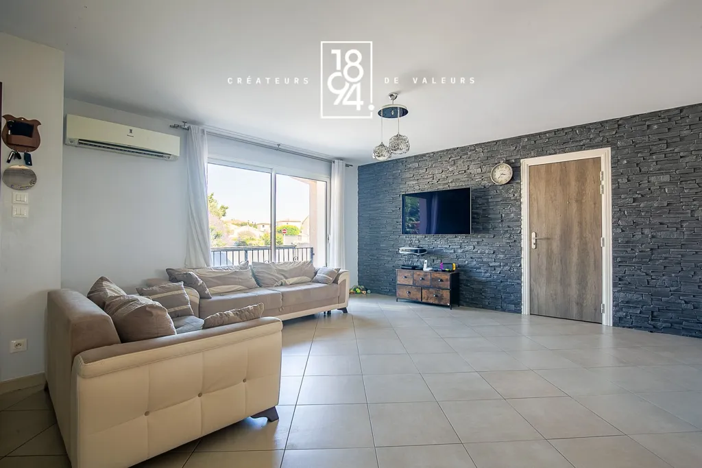 Soggiorno - Detached House with Pool in Marignane