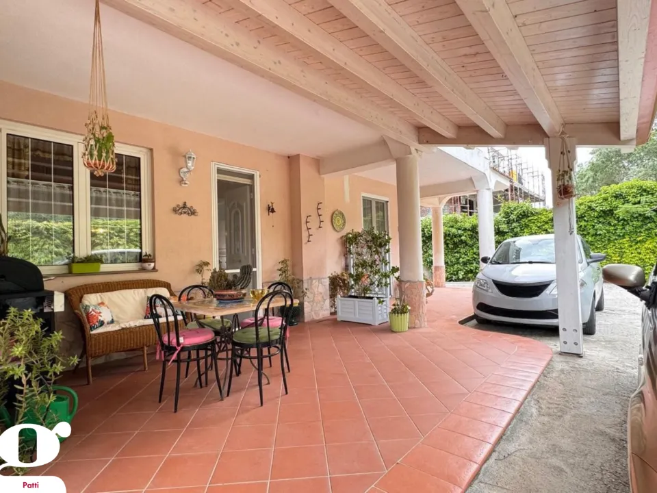 Terrasse - Architectural Villa in Contrada Mustazzo, Patti
