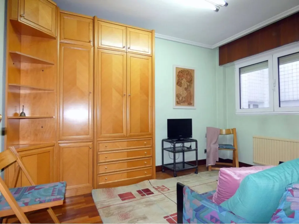 Magamistoad - Flat with Garage in Calle de Karmelo